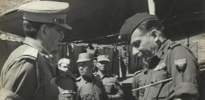 Brig. Reddy (left) in conversation with Gen. Manekshaw (later Field Marshal), then C in C, Indian Army